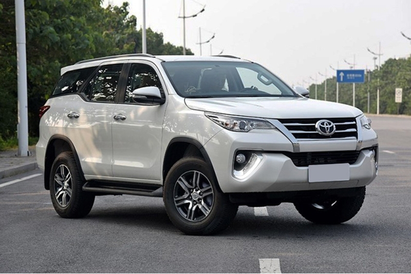 địa chỉ thuê xe 7 chỗ fortuner theo tháng tại hà nội 