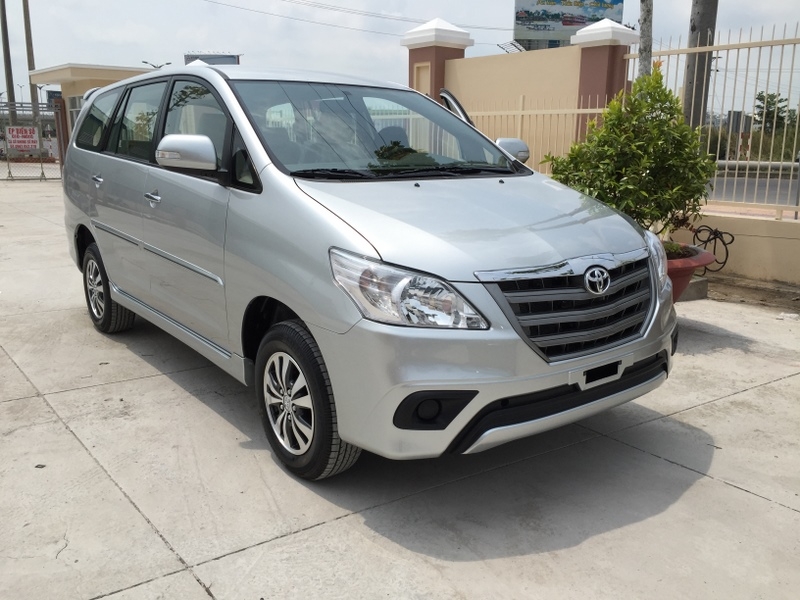 cho thuê xe 7 chỗ theo tháng Khu Công Nghiệp Nội Bài - 0912686666