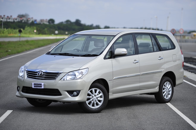 Cho thue xe innova theo thang khu cong nghiep huận Thành III - 0912686666